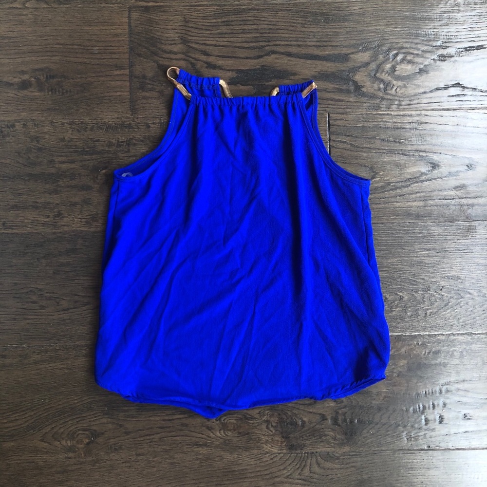 4/$20☀️NWOT a’gaci Tank w/ Gold Neckline